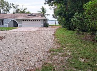 3673 Edgewood Ave, Fort Myers, FL 33916