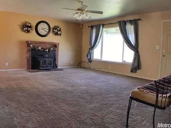 4th image of 2621 Brownell Ave