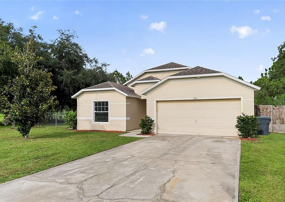 1st image of 725 ROBIN COURT