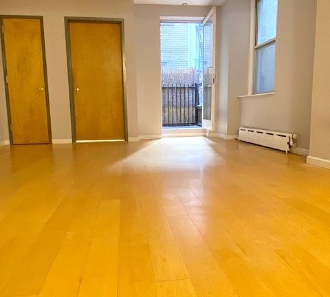 5th image of 223 2nd Ave APT 3Q