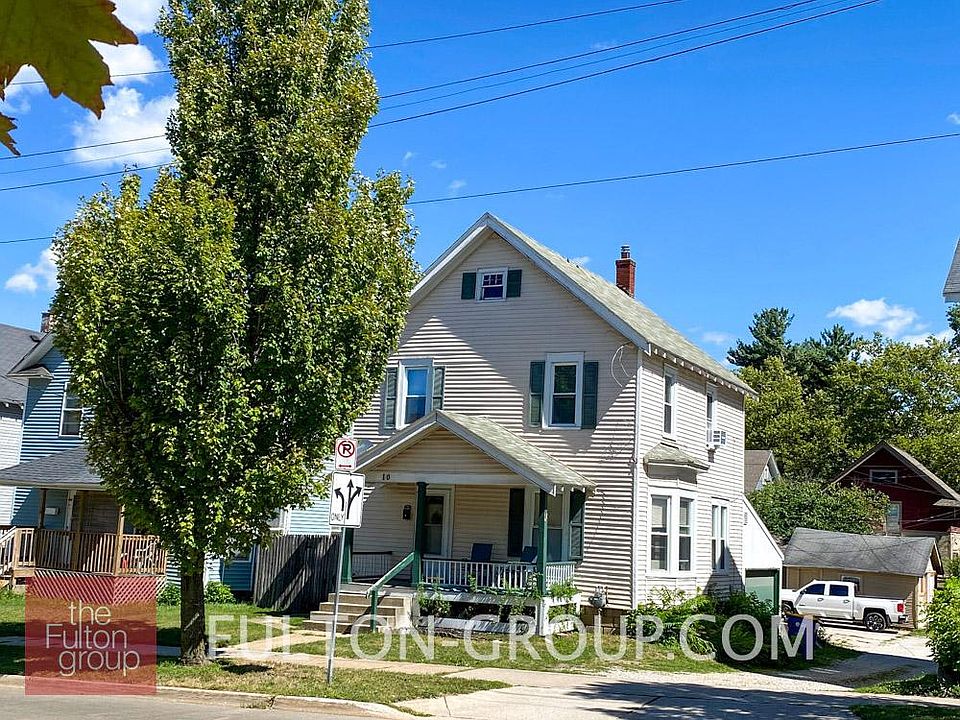 1st image of 10 Fuller Ave SE
