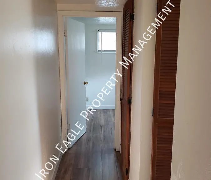 1310 1/2 S Euclid Ave #1310-1/2 — Photo 6