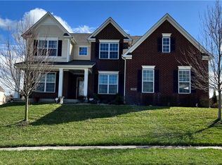 6999 Winter Crest Dr, Columbus, IN 47201