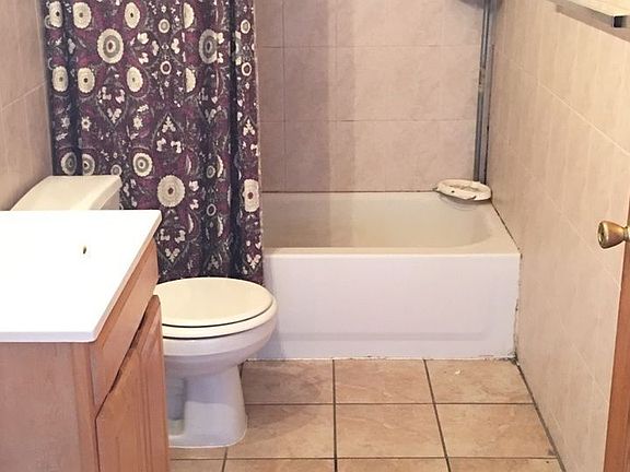 5th image of 7945 Metropolitan Ave #2