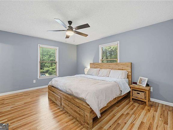5th image of 6166 Picketts Rdg NW