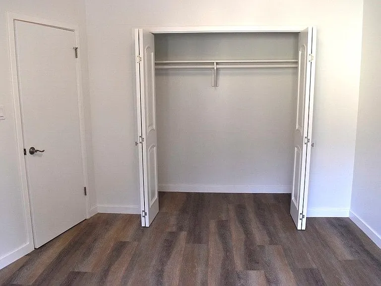 2310 S Bentley Ave #5 — Photo 9
