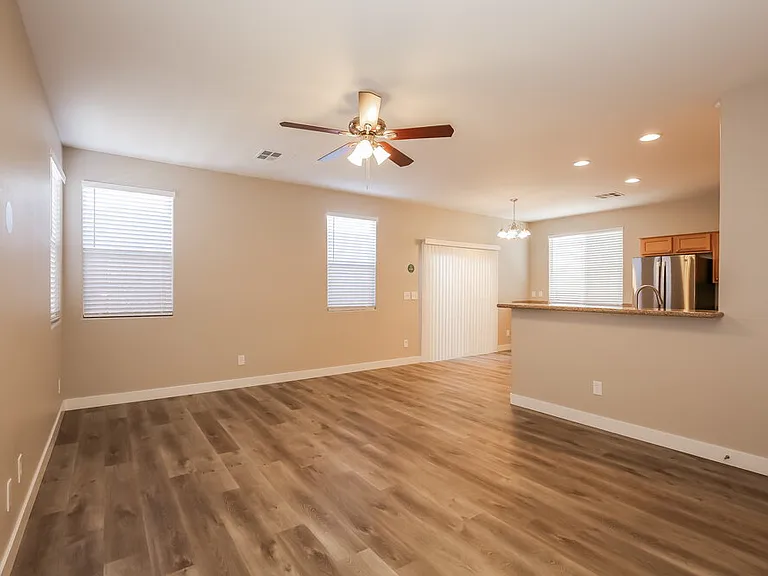 8508 Pitney Ave — Photo 5