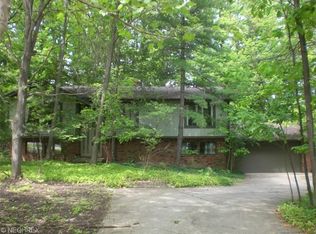 4983 Harris Rd, Broadview Heights, OH 44147