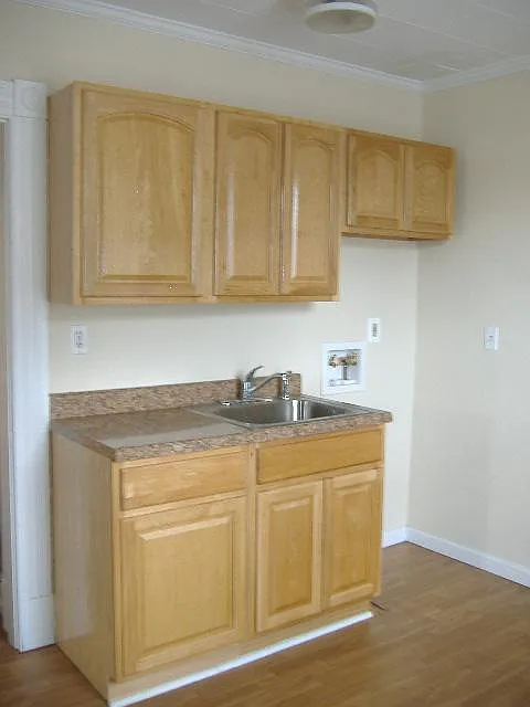 2 bed, $1,600 — Photo 3