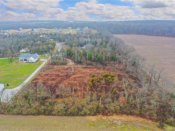 5th image of 797 Carol Ct