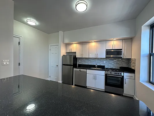 Rented by Oxford Property Group | media 3