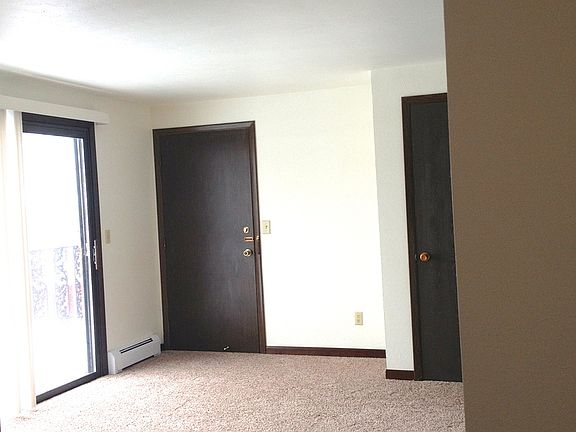 2nd image of 1671 Lenwood Ave #M