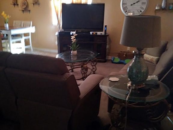 4th image of 2263 NW 40th St