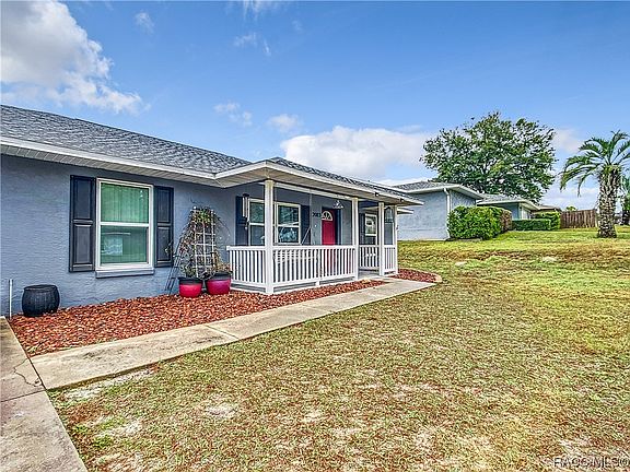 3rd image of 2083 W Deer Trail Ln