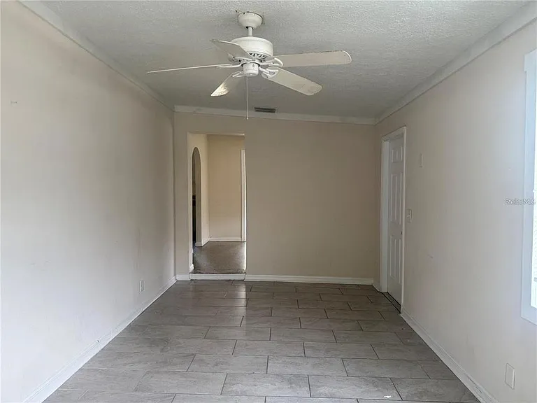 3414 W Oakellar Ave — Photo 3