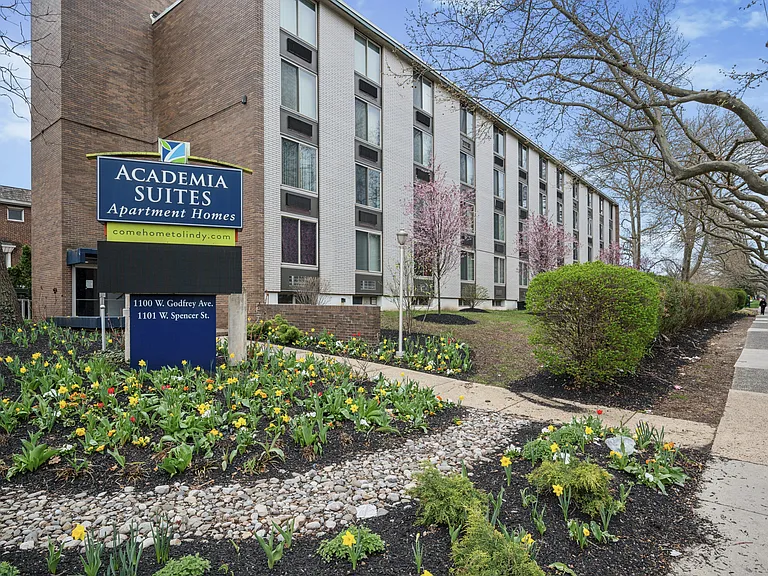 Academia Suites — Photo 14