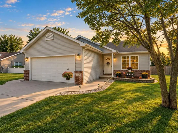 567 Chicory Ln, Valparaiso, IN 46385