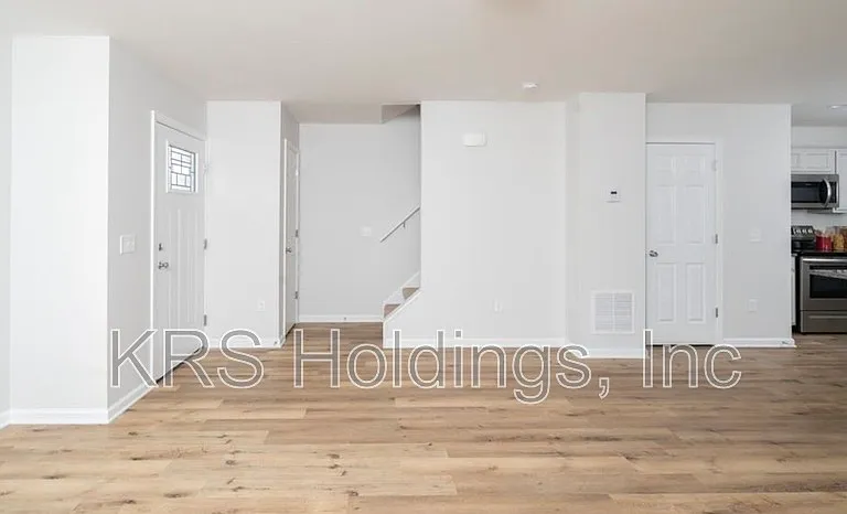 3007 Locust Grove Ct — Photo 12