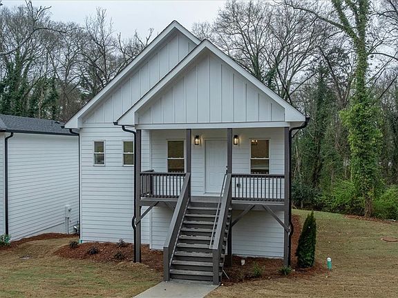 2nd image of 200 John Street