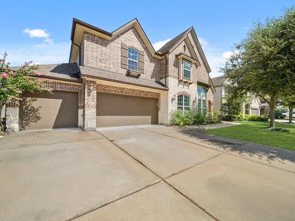 2215 Golden Bay Ln, Rosenberg, TX 77469