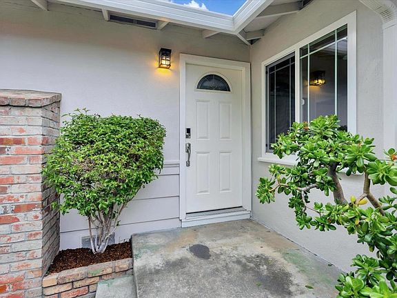 4th image of 2150 San Antonio Pl