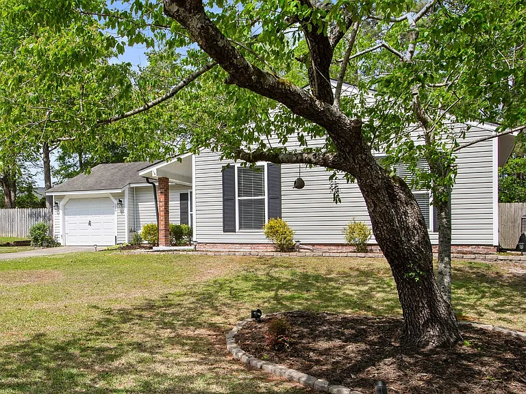 620 Shadowridge Rd — Photo 3