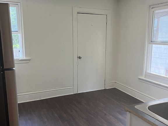 3rd image of 120 S Blair St #2