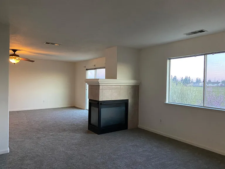 4552 Abruzzi Cir — Photo 8