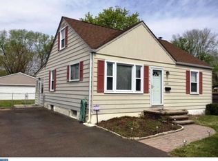 1307 Dixon Ave, Croydon, PA 19021