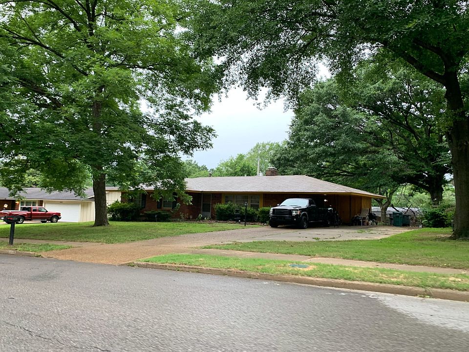2nd image of 3779 Graceland Dr