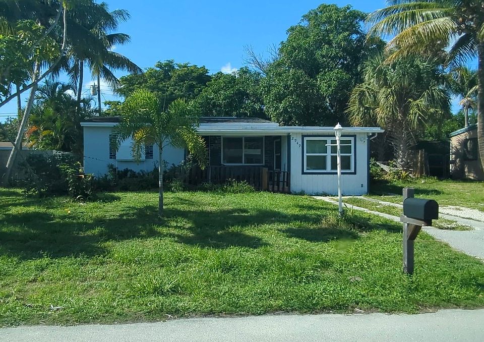 1st image of 2949 NE 12th Ave