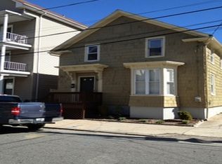 135 Ruggles St #1, Providence, RI 02908