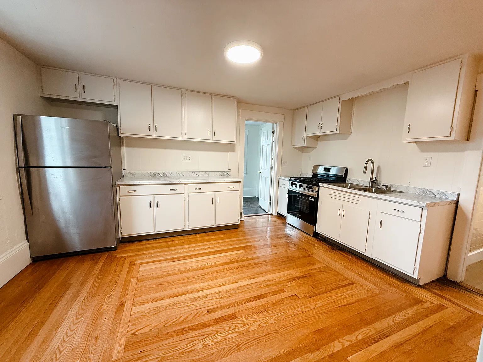 2 bed, $1,650 — Photo 1