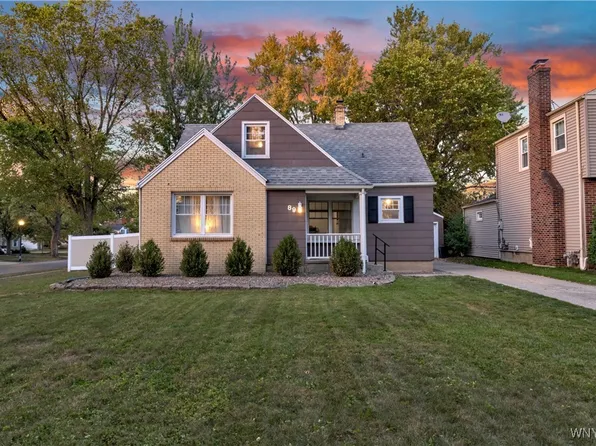 89 Olney Dr, Amherst, NY 14226