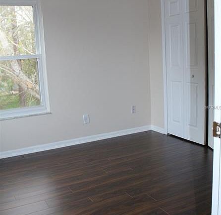 5th image of 4440 Brookdale Ct