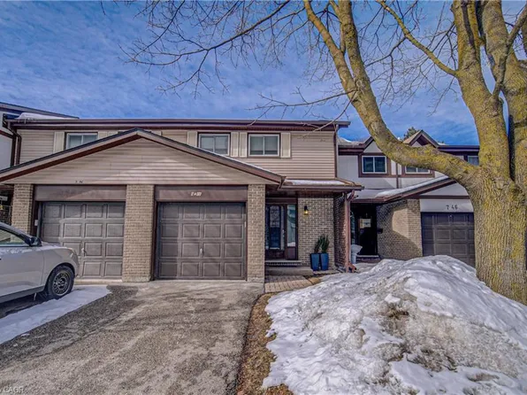 46 Cedarwoods Cres #6, Kitchener, ON N2C 2L7
