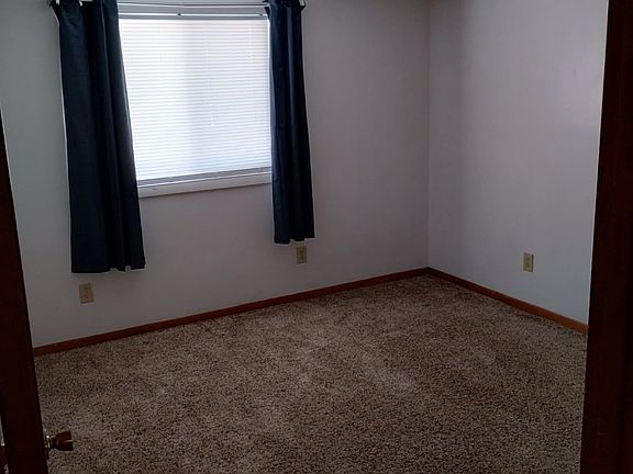 5th image of 316 E Rosewood Ave #35