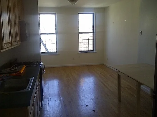Rented by Citi Habitats | media 69