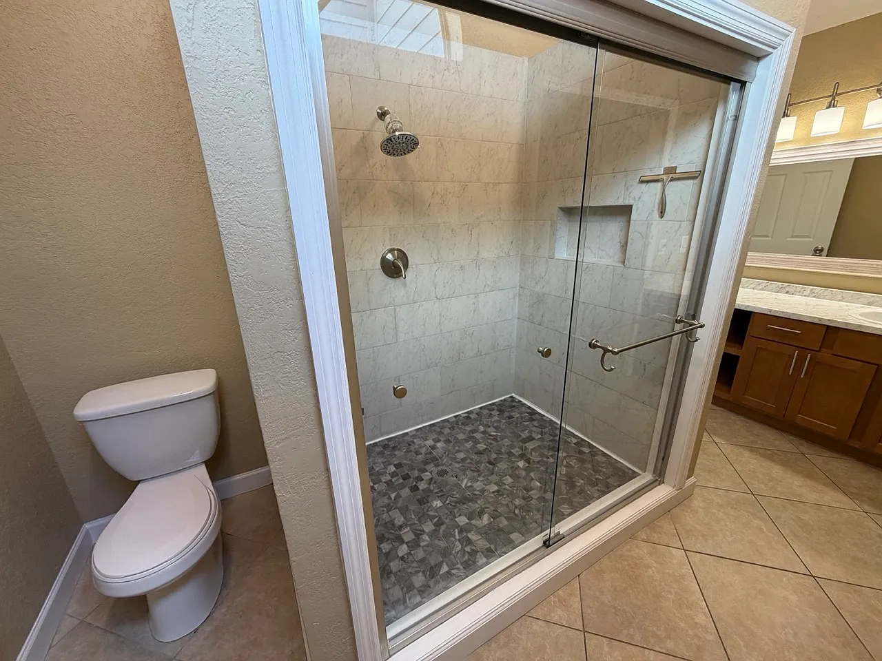 3 bed, 1483 sqft, $2,000 — Photo 4