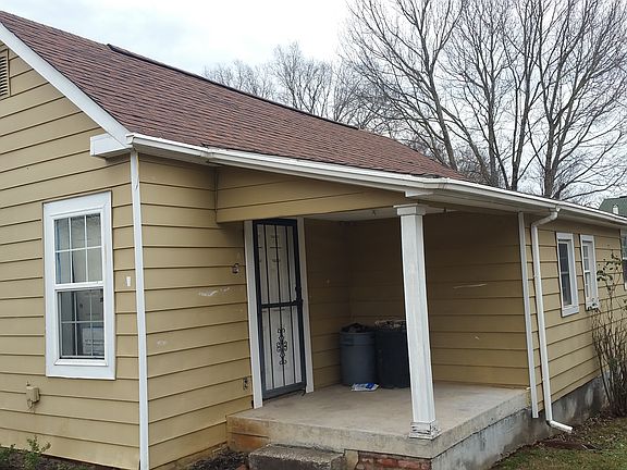 4th image of 2404 Hoitt Ave