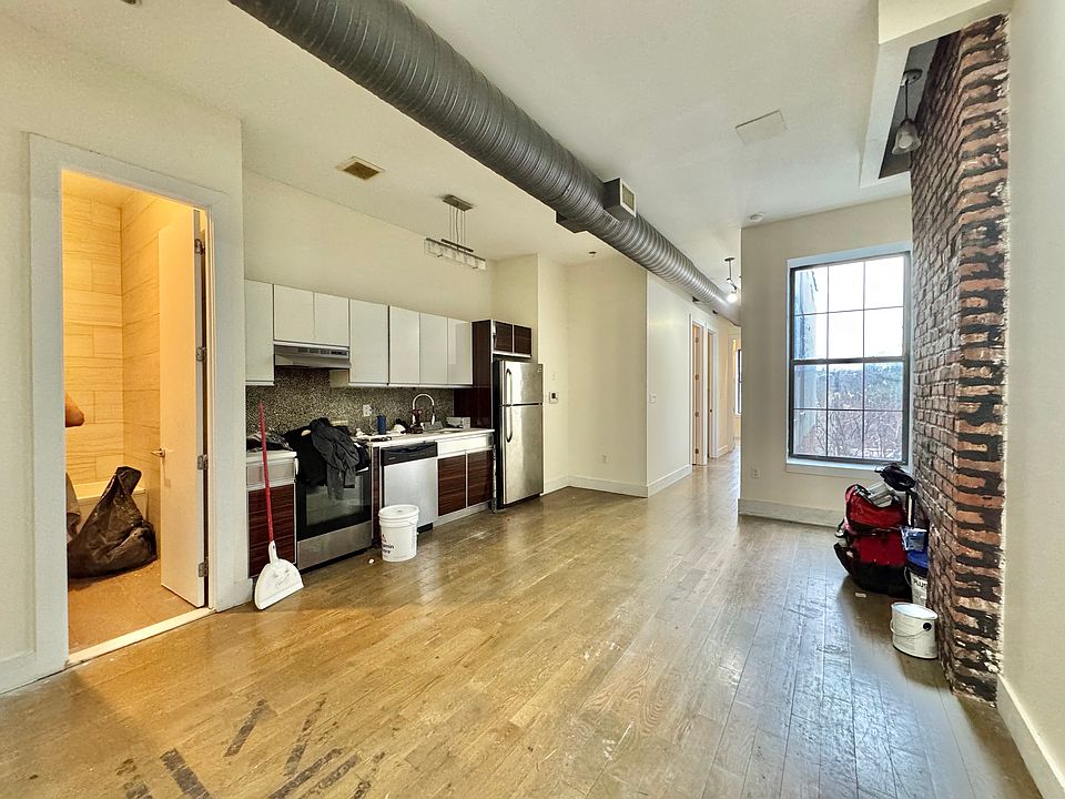 1st image of 317 Knickerbocker Ave #4B