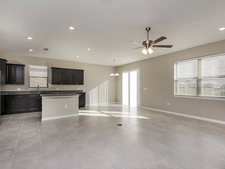 1880 Cayman Cove Cir — Photo 4