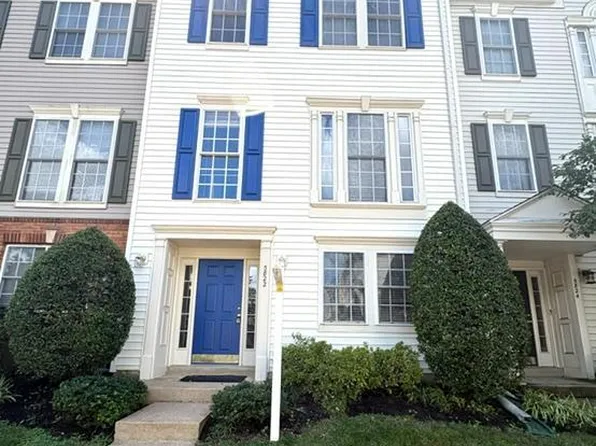 5822 Pearson Ln, Alexandria, VA 22304
