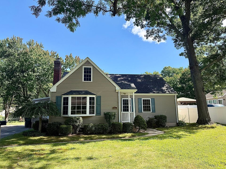 1st image of 66 Greaney St