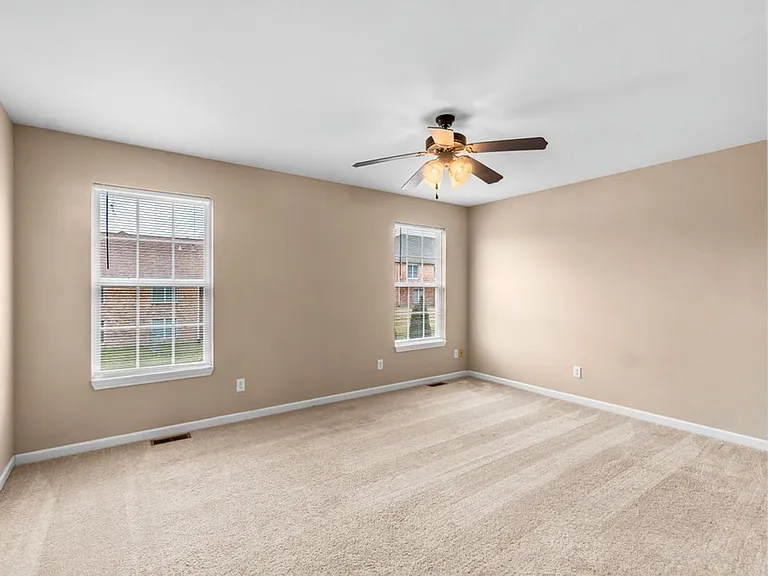 2862 Larkspur Ct — Photo 15