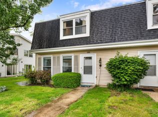 21 Fernwood Dr #21U, Bolingbrook, IL 60440
