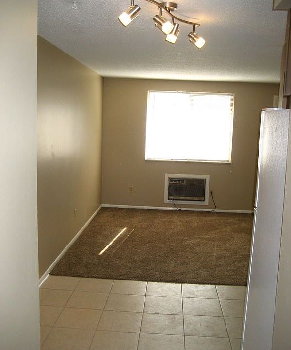 2nd image of 1105 Rivermet Ave APT 10