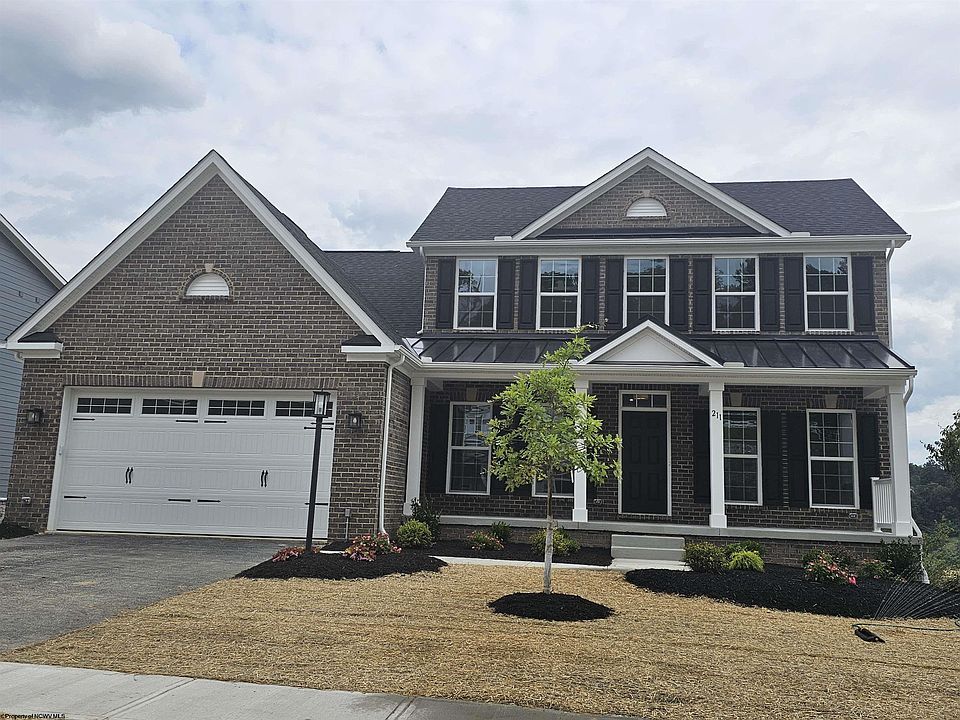1st image of 211 Opus Ln