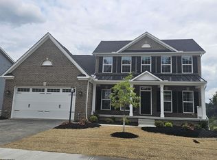 211 Opus Ln, Morgantown, WV 26508
