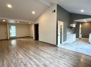 11202 Sandstone St, Houston, TX 77072